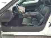 1993 Chevrolet Corvette с VIN 1G1YY23P0P5118328, выставлен на аукционе Copart как лот 65323005 с пробегом 23 743 миль миль и На запчасти • Non repairable. История ставок и продаж доступна на DreamBid. Изображение 7.
