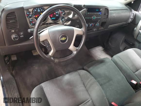 2013 Chevrolet Silverado 1500 LT z VIN 1GCRKSEA2DZ210485, wystawiony jako Copart lot #68909285 z przebiegiem 113 899 mil mil oraz Szkoda całkowita • Salvage title. Historia ofert i sprzedaży dostępna na DreamBid. Obrazek 8.