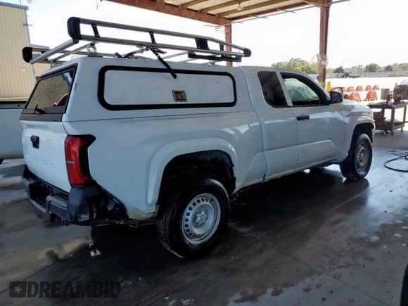 2024 Toyota Tacoma SR with VIN 3TYJDAHN2RT005603, listed as a Copart auction lot 84814075 with 24,405 mi miles and Clean title. Bid and sale history available at DreamBid. Image 3.