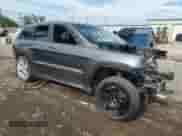 2021 Jeep Grand Cherokee Trackhawk z VIN 1C4RJFN9XMC638842, wystawiony jako Copart lot #60532725 z przebiegiem Nie podano mil oraz Szkoda całkowita • Salvage title. Historia ofert i sprzedaży dostępna na DreamBid. Obrazek 4.