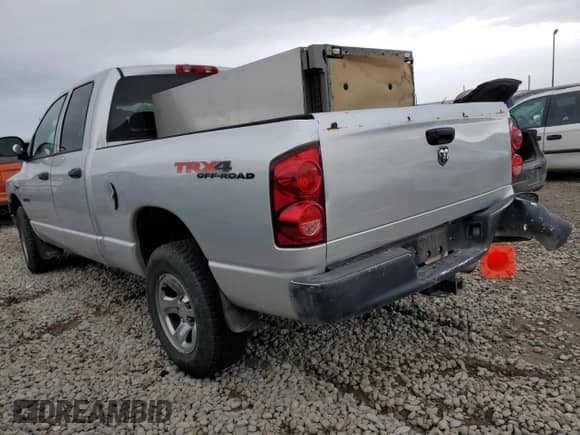 2008 Dodge 1500 ST with VIN 1D7HU18268J238062, listed as a Copart auction lot 84924664 with 171,135 mi miles and Salvage title. Bid and sale history available at DreamBid. Image 2.