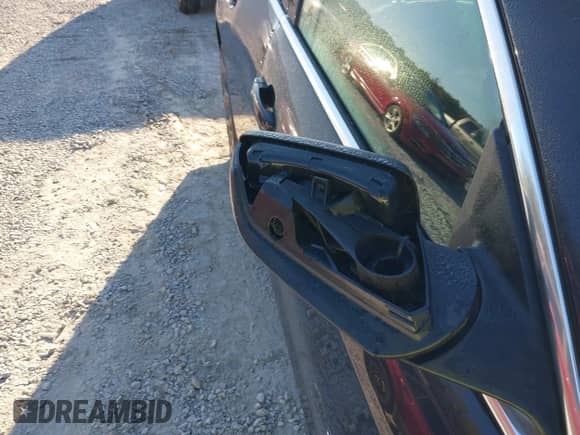 2023 Chevrolet Malibu LT с VIN 1G1ZD5ST2PF214908, выставлен на аукционе IAAI как лот 43533829 с пробегом 83 461 миль миль и . История ставок и продаж доступна на DreamBid. Изображение 18.