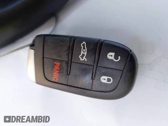 2011 Chrysler 300 Limited с VIN 2C3CA5CG1BH581141, выставлен на аукционе IAAI как лот 43190270 с пробегом 223 289 миль миль и . История ставок и продаж доступна на DreamBid. Изображение 11.