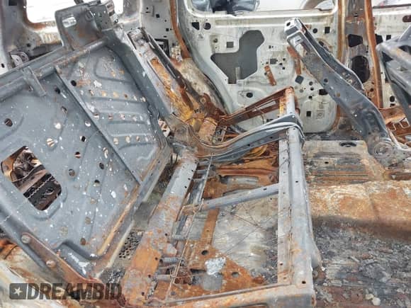 2010 Ford Explorer XLT с VIN 1FMEU7DE1AUA74431, выставлен на аукционе IAAI как лот 42489525 с пробегом Не указан миль и . История ставок и продаж доступна на DreamBid. Изображение 8.