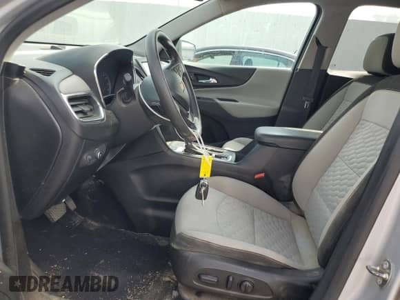 2019 Chevrolet Equinox LS with VIN 2GNAXSEV8K6211190, listed as a Copart auction lot 61176465 with 98,071 mi miles and Salvage title. Bid and sale history available at DreamBid. Image 7.
