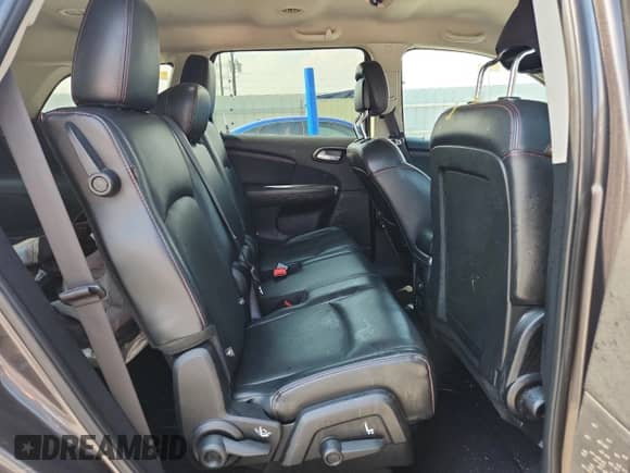 2015 Dodge Journey R/T с VIN 3C4PDDEG7FT615107, выставлен на аукционе Copart как лот 70392305 с пробегом 103 936 миль миль и Списание • Salvage title. История ставок и продаж доступна на DreamBid. Изображение 11.