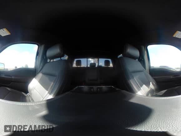 2024 Ford F-150 Lariat с VIN 1FTFW5L55RFC16319, выставлен на аукционе IAAI как лот 42308797 с пробегом 3 023 миль миль и . История ставок и продаж доступна на DreamBid. Изображение 19.