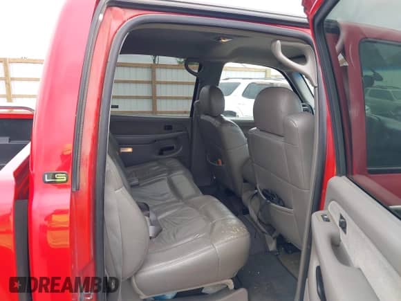 2002 Chevrolet Silverado 1500HD LT с VIN 1GCGK13U42F162985, выставлен на аукционе IAAI как лот 42577250 с пробегом 180 556 миль миль и . История ставок и продаж доступна на DreamBid. Изображение 8.