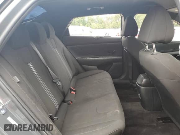 2025 Hyundai Elantra SEL Sport с VIN KMHLM4DG3SU019097, выставлен на аукционе Copart как лот 84553665 с пробегом 15 326 миль миль и Чистый • Clean title. История ставок и продаж доступна на DreamBid. Изображение 10.