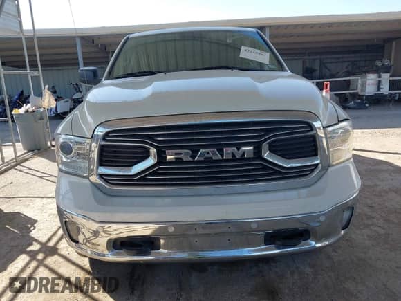 2017 Ram 1500 Longhorn z VIN 1C6RR7PT4HS511305, wystawiony jako IAAI lot #42245967 z przebiegiem 90 984 mil mil oraz . Historia ofert i sprzedaży dostępna na DreamBid. Obrazek 12.