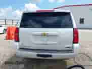 2018 Chevrolet Suburban Premier z VIN 1GNSKJKC6JR402075, wystawiony jako IAAI lot #42124796 z przebiegiem 156 900 mil mil oraz . Historia ofert i sprzedaży dostępna na DreamBid. Obrazek 17.