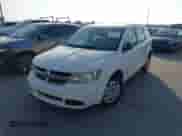 2015 Dodge Journey American Value z VIN 3C4PDCAB8FT700493, wystawiony jako IAAI lot #43540496 z przebiegiem 227 281 mil mil oraz . Historia ofert i sprzedaży dostępna na DreamBid. Obrazek 2.