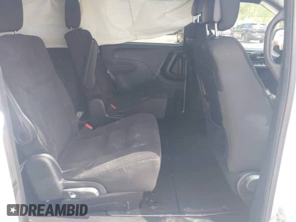 2019 Dodge Grand Caravan SE z VIN 2C4RDGBG6KR591927, wystawiony jako IAAI lot #42290258 z przebiegiem 133 290 mil mil oraz . Historia ofert i sprzedaży dostępna na DreamBid. Obrazek 8.