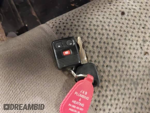 2002 Ford F-150 XL с VIN 2FTRF17W42CA68335, выставлен на аукционе IAAI как лот 42307601 с пробегом 184 138 миль миль и . История ставок и продаж доступна на DreamBid. Изображение 11.