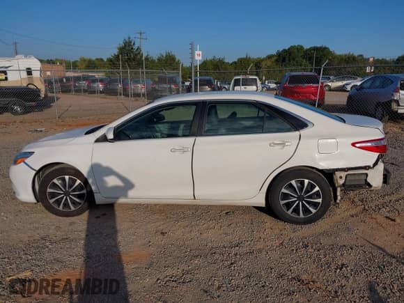 2015 Toyota Camry LE с VIN 4T1BD1FK9FU167661, выставлен на аукционе IAAI как лот 43191402 с пробегом 356 393 миль миль и . История ставок и продаж доступна на DreamBid. Изображение 14.