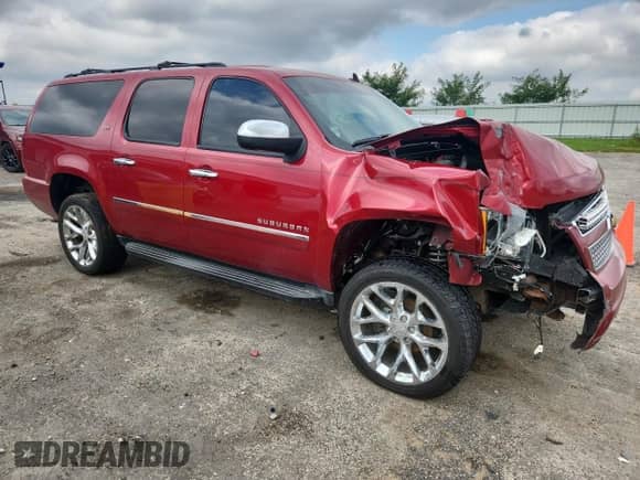 2013 Chevrolet Suburban LTZ с VIN 1GNSKKE72DR365440, выставлен на аукционе Copart как лот 83955305 с пробегом 282 052 миль миль и На запчасти • Non repairable. История ставок и продаж доступна на DreamBid. Изображение 4.