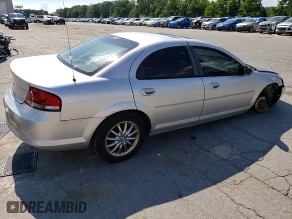 2005 Dodge Stratus with VIN 1B3EL46J55N675925, listed as a Copart auction lot 59776874 with 113,932 mi miles and Salvage title. Bid and sale history available at DreamBid. Image 3.