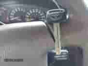 2002 Toyota Tundra SR5 с VIN 5TBRN34122S313900, выставлен на аукционе IAAI как лот 43481700 с пробегом 314 396 миль миль и . История ставок и продаж доступна на DreamBid. Изображение 11.