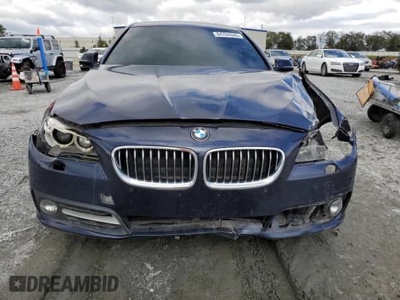 2015 BMW 5 Series 528i xDrive with VIN WBA5A7C54FD627219, listed as a Copart auction lot 84784345 with 112,003 mi miles and Clean title. Bid and sale history available at DreamBid. Image 5.
