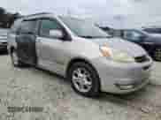 2005 Toyota Sienna XLE z VIN 5TDZA22C75S276333, wystawiony jako Copart lot #83929155 z przebiegiem 226 327 mil mil oraz Szkoda całkowita • Salvage title. Historia ofert i sprzedaży dostępna na DreamBid. Obrazek 4.