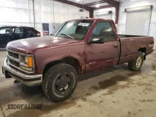 1996 Chevrolet Silverado 1500 with VIN 1GCEK14R7TZ139427, listed as a Copart auction lot 57248435 with 179,995 mi miles and Clean title. Bid and sale history available at DreamBid. Image 1.