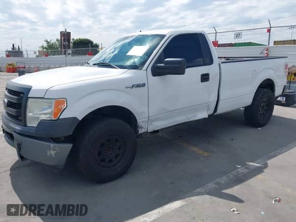 2014 Ford F-150 XL с VIN 1FTMF1CM3EKD68639, выставлен на аукционе IAAI как лот 43294137 с пробегом 151 838 миль миль и . История ставок и продаж доступна на DreamBid. Изображение 2.