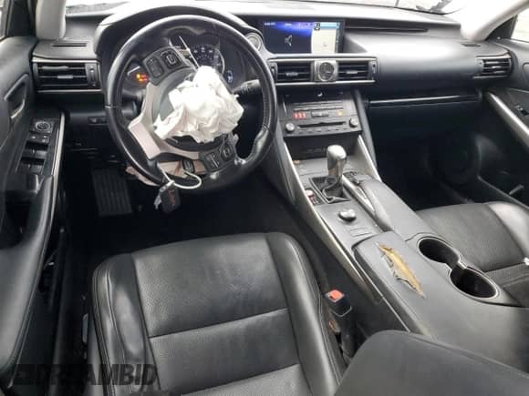 2017 Lexus IS 200t с VIN JTHBA1D27H5042749, выставлен на аукционе Copart как лот 86859525 с пробегом 95 764 миль миль и Списание • Salvage title. История ставок и продаж доступна на DreamBid. Изображение 8.