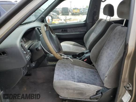 2001 Nissan Pathfinder LE с VIN JN8DR09X41W574949, выставлен на аукционе Copart как лот 56192785 с пробегом 236 570 миль миль и Списание • Salvage title. История ставок и продаж доступна на DreamBid. Изображение 7.