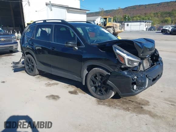 2021 Subaru Forester Limited with VIN JF2SKAUC8MH418585, listed as a IAAI auction lot 43473943 with 106,866 mi miles and . Bid and sale history available at DreamBid. Image 1.