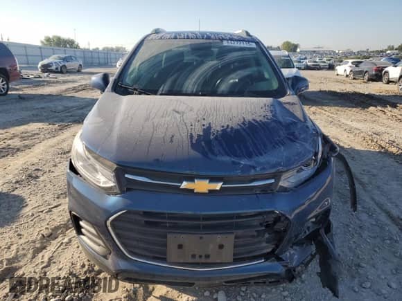 2020 Chevrolet Trax LT with VIN 3GNCJLSB0LL120311, listed as a Copart auction lot 84272115 with 70,298 mi miles and Salvage title. Bid and sale history available at DreamBid. Image 5.