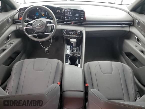 2021 Hyundai Elantra SEL с VIN 5NPLS4AG3MH017068, выставлен на аукционе Copart как лот 80030835 с пробегом 53 401 миль миль и Списание • Salvage title. История ставок и продаж доступна на DreamBid. Изображение 8.