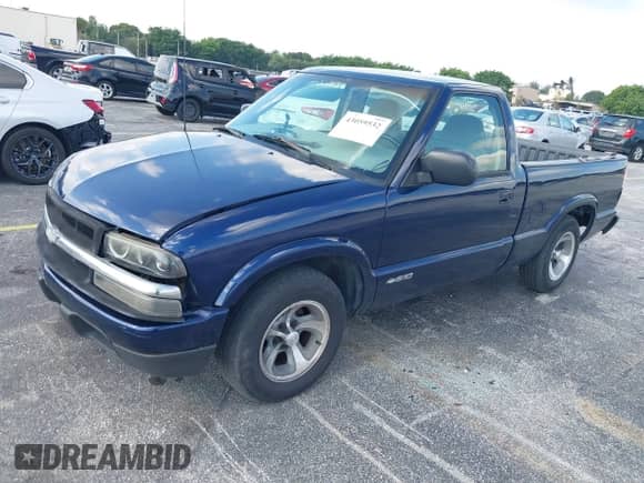 2003 Chevrolet S-10 Fleet с VIN 1GCCS14H638112255, выставлен на аукционе IAAI как лот 43059532 с пробегом 215 844 миль миль и . История ставок и продаж доступна на DreamBid. Изображение 2.