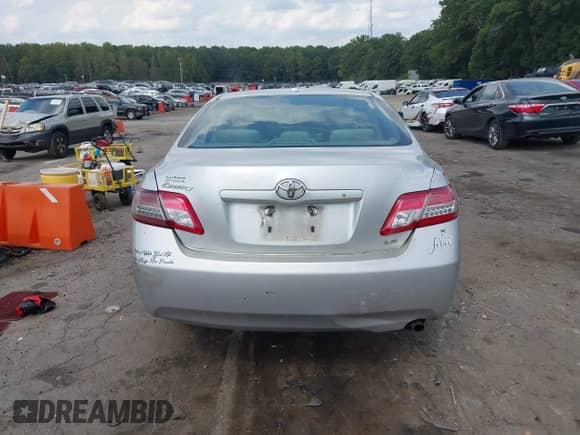 2011 Toyota Camry LE with VIN 4T1BF3EK1BU137085, listed as a IAAI auction lot 43293030 with Not provided miles and . Bid and sale history available at DreamBid. Image 16.