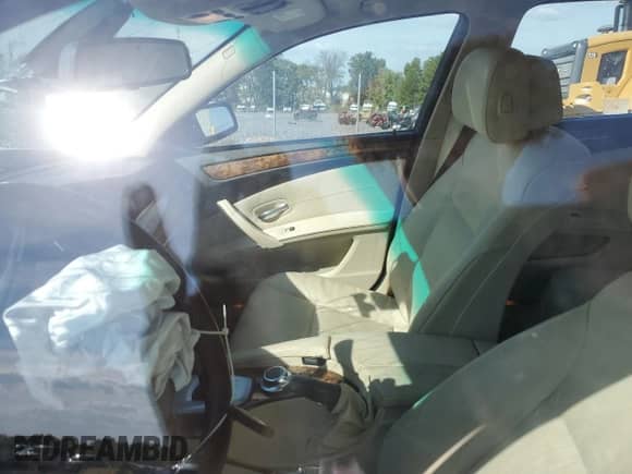 2008 BMW 5 Series 528xi с VIN WBANV13588CZ59710, выставлен на аукционе Copart как лот 84215405 с пробегом 125 569 миль миль и Списание • Salvage title. История ставок и продаж доступна на DreamBid. Изображение 7.