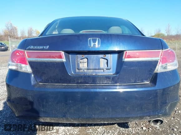 2012 Honda Accord LX z VIN 1HGCP2F31CA009280, wystawiony jako IAAI lot #43491898 z przebiegiem 229 654 mil mil oraz . Historia ofert i sprzedaży dostępna na DreamBid. Obrazek 16.