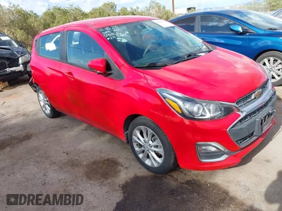 2020 Chevrolet Spark LT z VIN KL8CD6SA5LC415420, wystawiony jako IAAI lot #43041373 z przebiegiem 81 956 mil mil oraz . Historia ofert i sprzedaży dostępna na DreamBid. Obrazek 1.