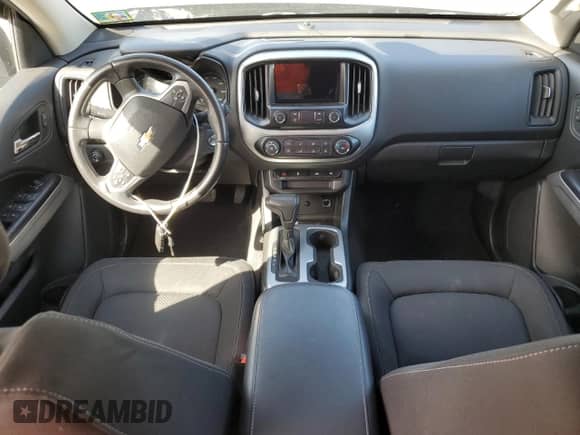 2020 Chevrolet Colorado 4WD LT с VIN 1GCGTCEN2L1247188, выставлен на аукционе Copart как лот 70724525 с пробегом 81 959 миль миль и Списание • Salvage title. История ставок и продаж доступна на DreamBid. Изображение 8.