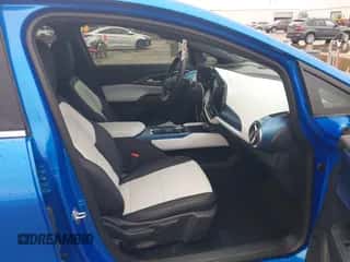 2024 Chevrolet Equinox EV LT с VIN 3GN7DLRR6RS296807, выставлен на аукционе IAAI как лот 41540331 с пробегом 5 177 миль миль и . История ставок и продаж доступна на DreamBid. Изображение 5.