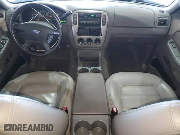 2005 Ford Explorer XLT with VIN 1FMZU73K15UA20562, listed as a Copart auction lot 87428135 with 93,877 mi miles and Clean title. Bid and sale history available at DreamBid. Image 8.