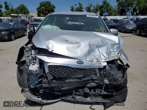 2018 Kia Sedona L с VIN KNDMA5C19J6378302, выставлен на аукционе Copart как лот 66630225 с пробегом Не указан миль и Списание • Salvage title. История ставок и продаж доступна на DreamBid. Изображение 5.