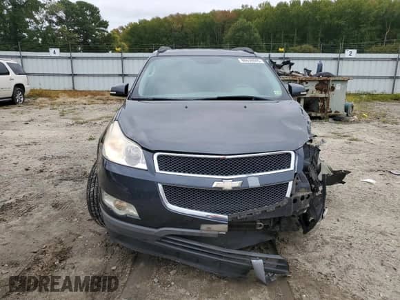 2012 Chevrolet Traverse 2LT with VIN 1GNKRJED5CJ363349, listed as a Copart auction lot 86638045 with 179,677 mi miles and Salvage title. Bid and sale history available at DreamBid. Image 5.