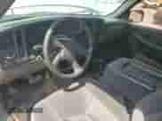 2006 Chevrolet Silverado 1500 Work Truck с VIN 3GCEK14V06G190270, выставлен на аукционе Copart как лот 69216335 с пробегом 110 347 миль миль и Списание • Salvage title. История ставок и продаж доступна на DreamBid. Изображение 8.