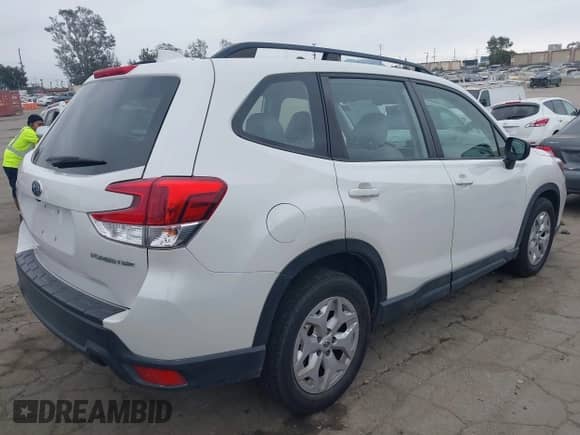 2019 Subaru Forester z VIN JF2SKACC6KH489900, wystawiony jako IAAI lot #42791754 z przebiegiem 83 888 mil mil oraz . Historia ofert i sprzedaży dostępna na DreamBid. Obrazek 4.