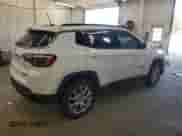2022 Jeep Compass Latitude Lux с VIN 3C4NJDFBXNT132762, выставлен на аукционе Copart как лот 70482125 с пробегом 38 611 миль миль и Списание • Salvage title. История ставок и продаж доступна на DreamBid. Изображение 3.