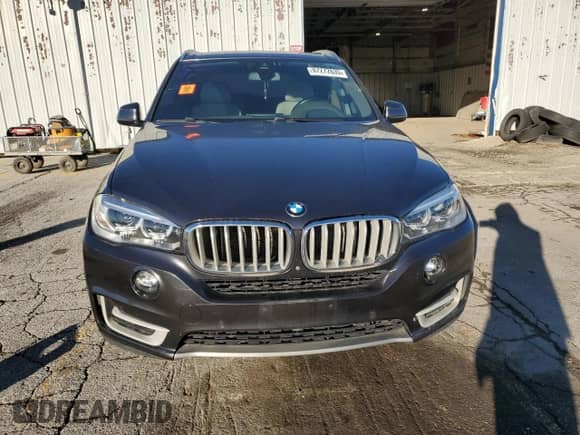 2017 BMW X5 xDrive35i с VIN 5UXKR0C32H0X83000, выставлен на аукционе Copart как лот 87272635 с пробегом 92 739 миль миль и Чистый • Clean title. История ставок и продаж доступна на DreamBid. Изображение 5.