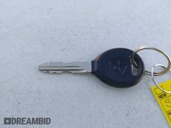 2000 Dodge Neon Highline с VIN 1B3ES46CXYD510774, выставлен на аукционе IAAI как лот 41332594 с пробегом 181 596 миль миль и . История ставок и продаж доступна на DreamBid. Изображение 11.