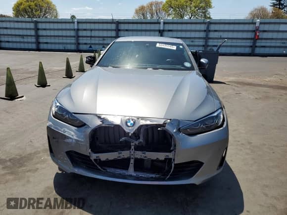 2024 BMW 4 Series 430i с VIN WBA63AV00RFR54092, выставлен на аукционе Copart как лот 53495545 с пробегом 32 212 миль миль и Списание • Salvage title. История ставок и продаж доступна на DreamBid. Изображение 5.