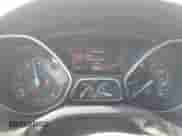 2015 Ford Focus SE z VIN 1FADP3K20FL210432, wystawiony jako Copart lot #86124805 z przebiegiem 98 374 mil mil oraz Czysty tytuł • Clean title. Historia ofert i sprzedaży dostępna na DreamBid. Obrazek 9.