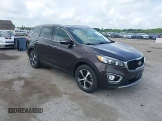 2017 Kia Sorento EX with VIN 5XYPH4A10HG251533, listed as a IAAI auction lot 42503789 with 137,738 mi miles and . Bid and sale history available at DreamBid. Image 1.