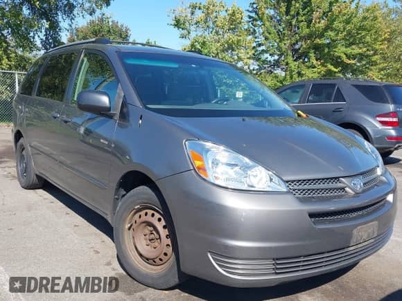 2005 Toyota Sienna CE with VIN 5TDZA23C75S356391, listed as a IAAI auction lot 43358061 with 301,286 mi miles and . Bid and sale history available at DreamBid. Image 1.
